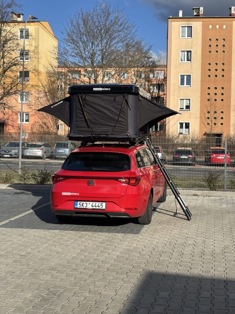 Půjčovna střešních stanů Karlovy Vary-